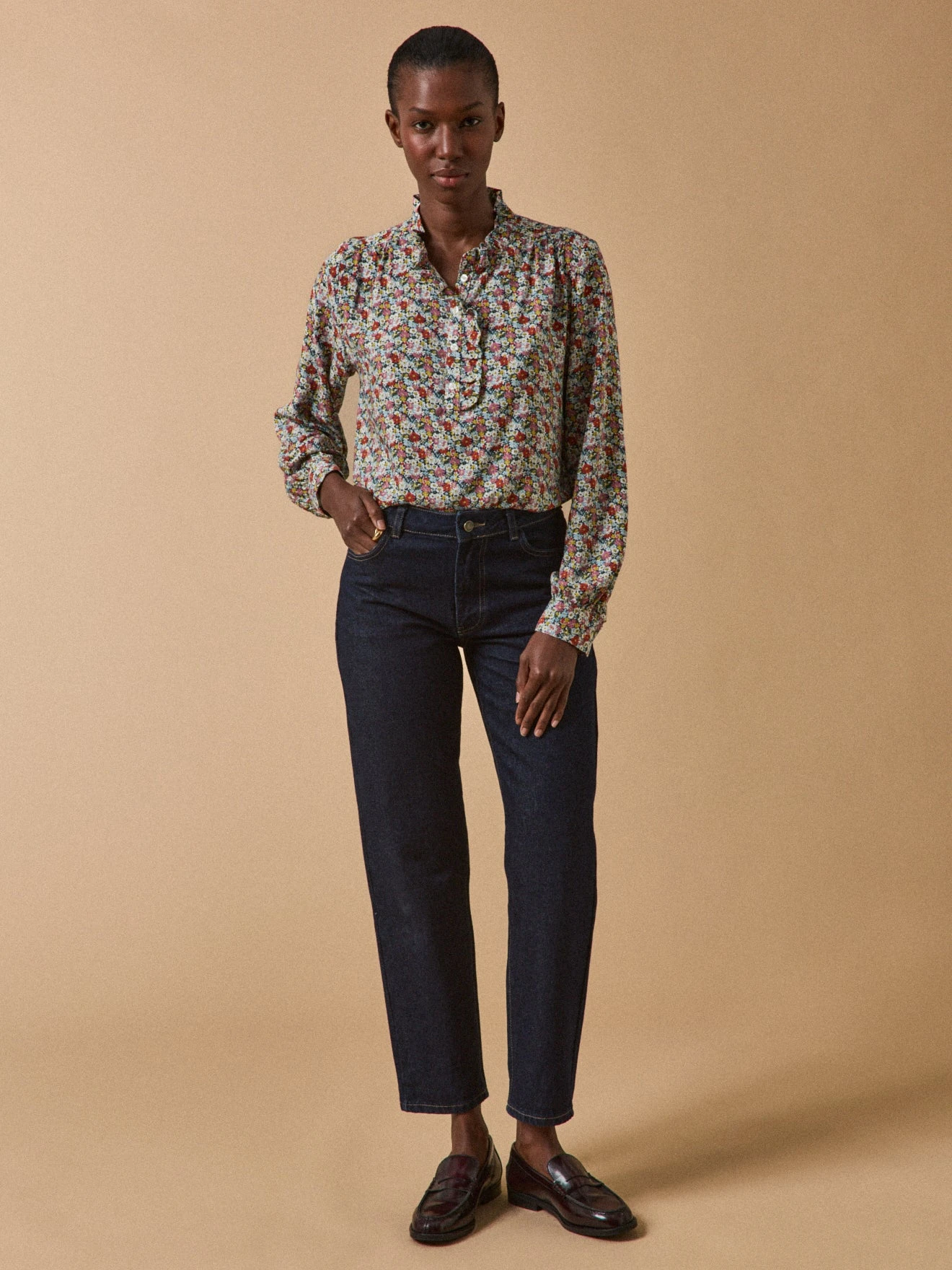 Blouse Col Volanté Femme Tissu Liberty Libby - Limited Collection 6 Blouse Col Volanté Femme Tissu Liberty Libby - Limited Collection – Image 4