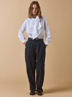 Chemise Oxford Col Lavallière Femme Coton Biologique 19 Chemise Oxford Col Lavallière Femme Coton Biologique -Cyrillus Boutique 01000 1814 1003 PO PE F1XX f9f6a4dc 57a6 4833 a6f6 b42556ff51a0