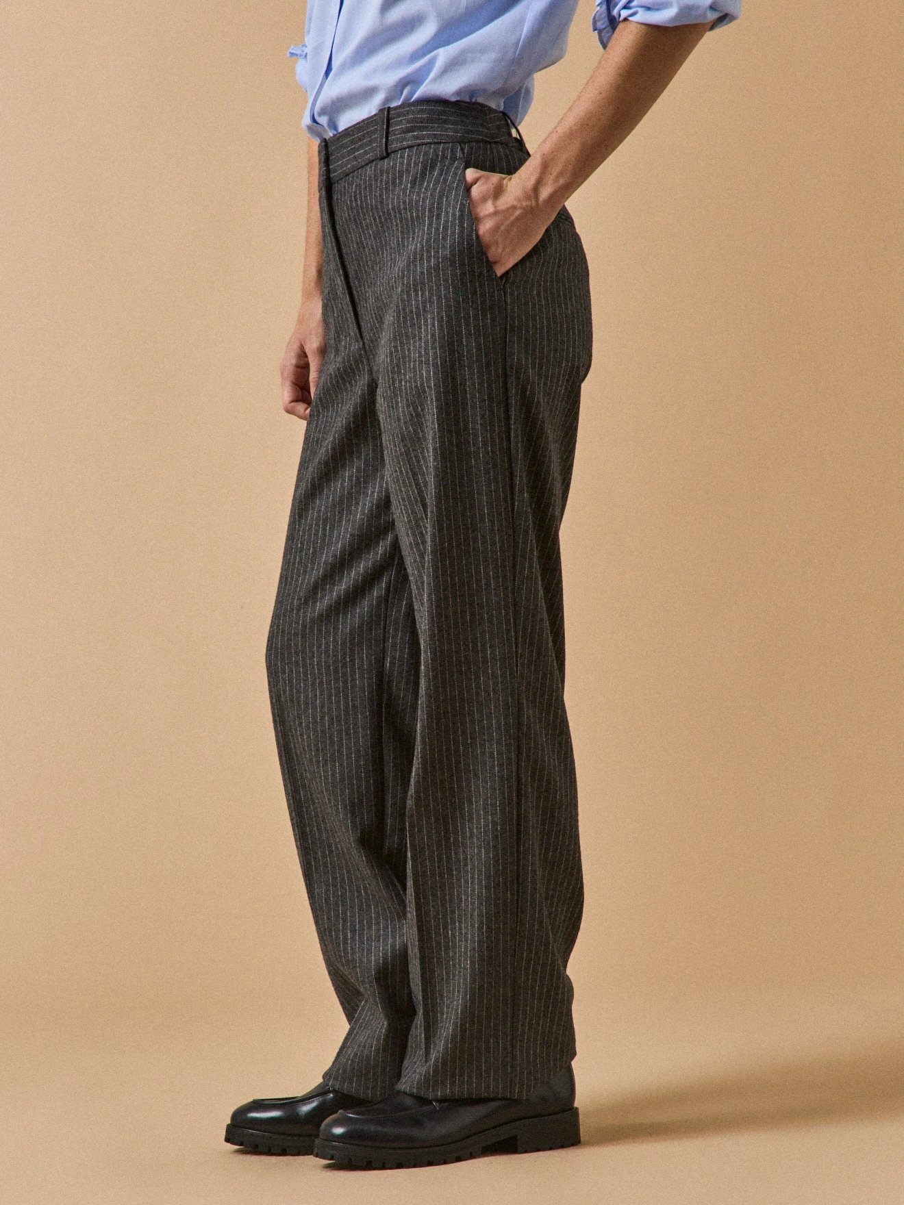 Pantalon Droit Tailleur Lainage Rayé Femme Alma 4 Pantalon Droit Tailleur Lainage Rayé Femme Alma – Image 2