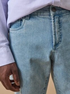 Jean Regular Homme - Coton Bio, Délavage écoresponsable -Cyrillus Boutique 04700 0550 03051 PO DP F1XX 86a878da 46e2 4b21 b026 1d0131ae58f8