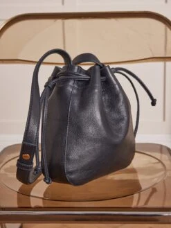 Sac Seau Femme En Cuir Souple - Collection Maroquinerie Cyrillus 15 Sac Seau Femme En Cuir Souple - Collection Maroquinerie Cyrillus -Cyrillus Boutique 50711 0278 2013 NM FA F13X